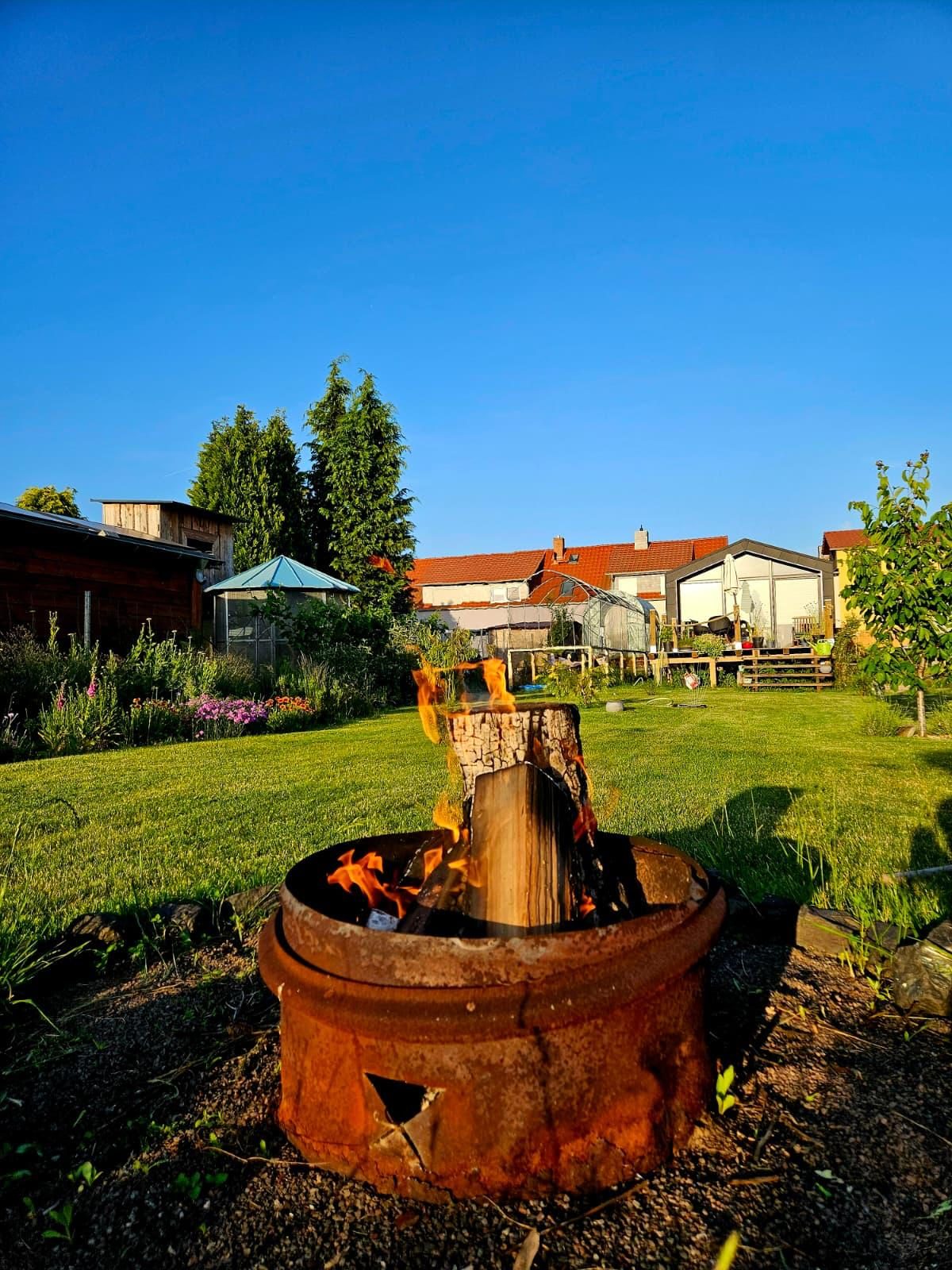 Feuerstelle am Abend